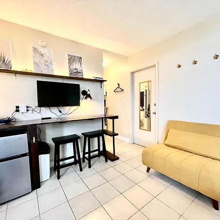 Sunset Studio Daytona Beachfront Экстерьер фото